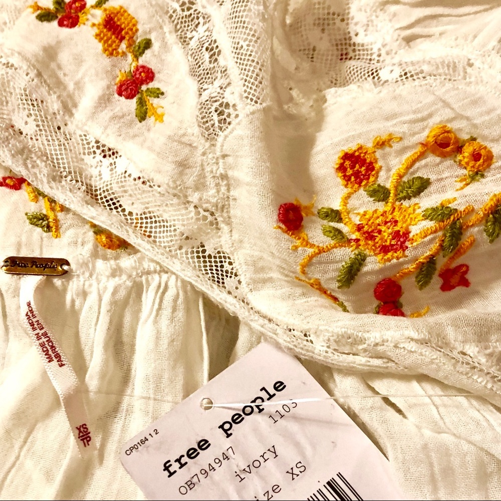 🌺🎉HP🎉🌺 NWT Free People Secret Garden Lace Blouse - Picture 8 of 14